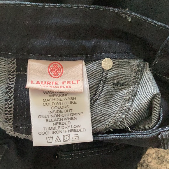 Laurie Felt Silky Denim Center Seam Ankle-Petite - Picture 6 of 9